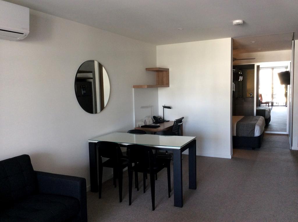 Morgan Suites Brisbane Buitenkant foto