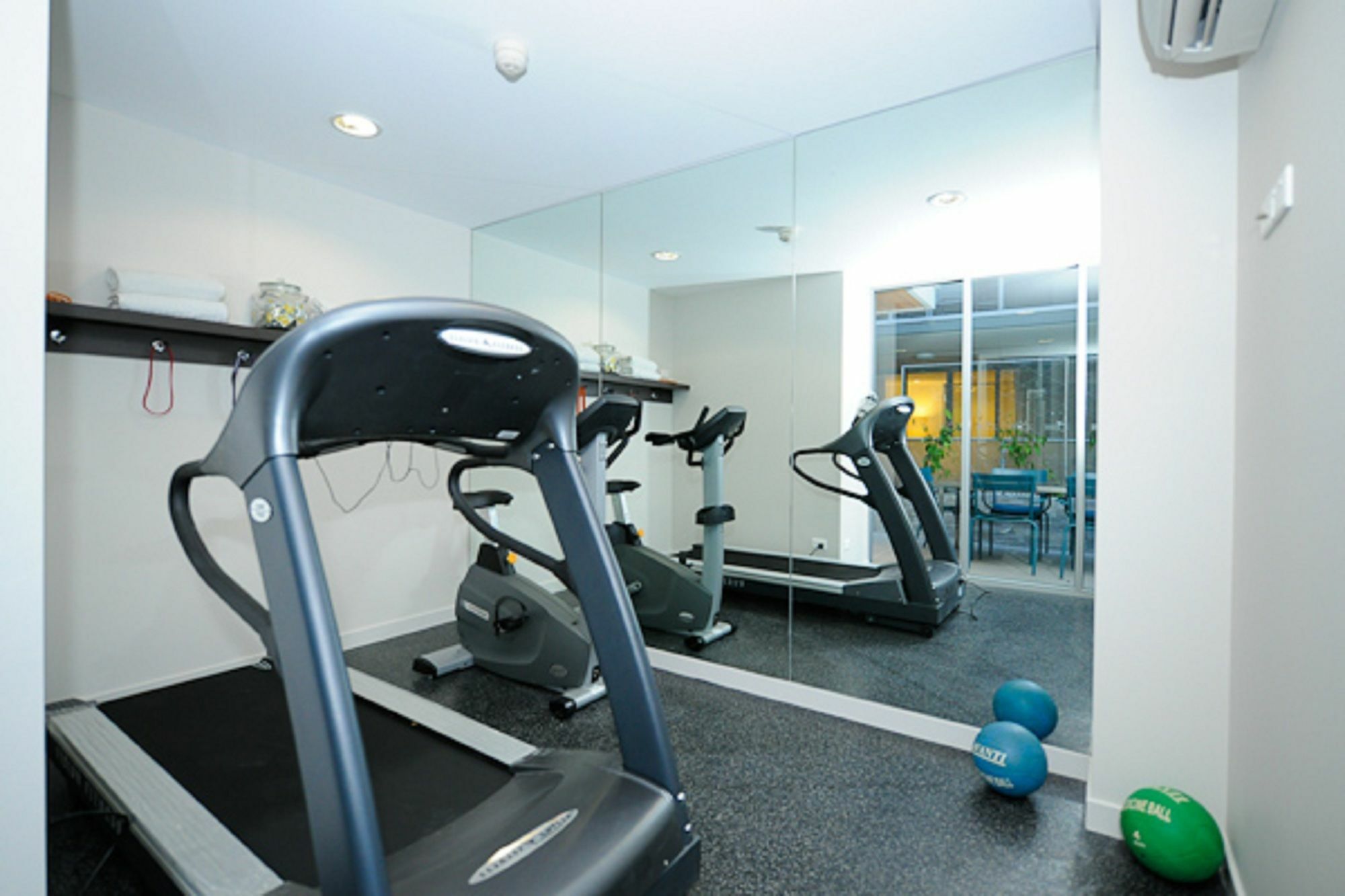 Morgan Suites Brisbane Buitenkant foto